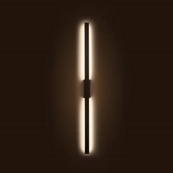 Aura Bar LED Wall Light 24w 3000k 5000k in Black For Sale